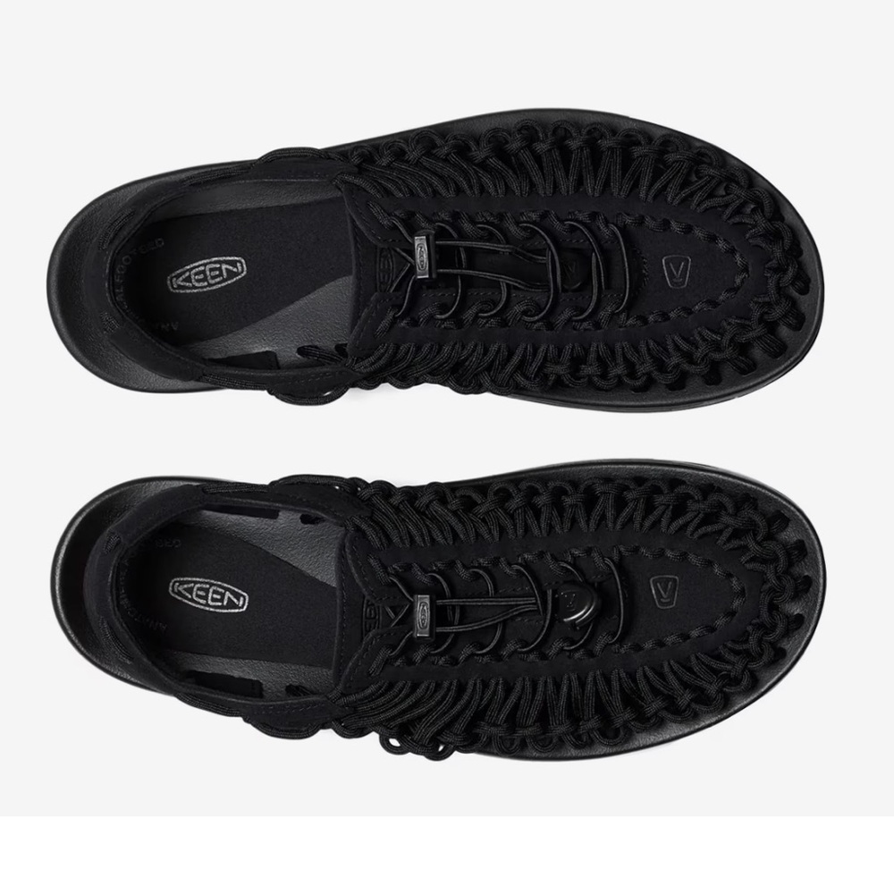 KEEN Men's UNEEK Classic Black Sandal Size 12 - Picture 2 of 8